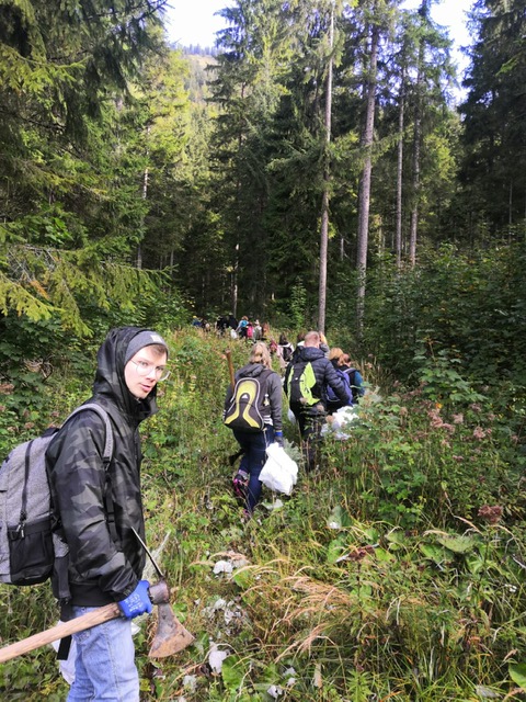 Creditreform Bayreuth: Bäumchenpflanzaktion in Bayrischzell 2
