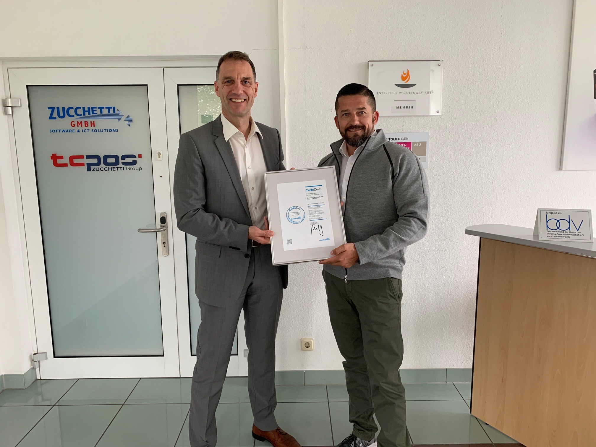 Übergabe Creditreform CrefoZert Zucchetti Germany GmbH Übergabe Creditreform CrefoZert Zucchetti Germany GmbH