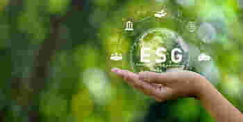 esg-hand-950x503.jpg